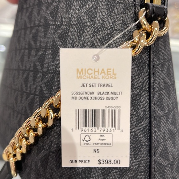 MICHAEL KORS
Jet Set Travel Medium Color-Block Signature Logo Dome Crossbody Bag - Picture 9 of 16